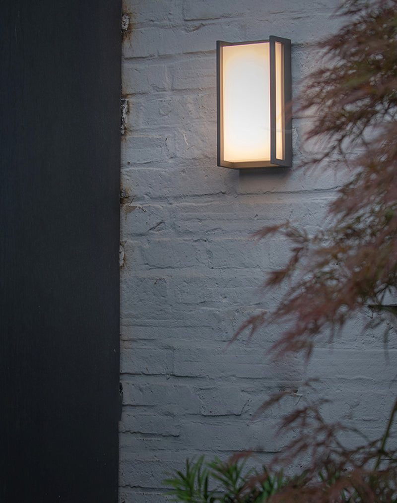 Cubo Wall Light