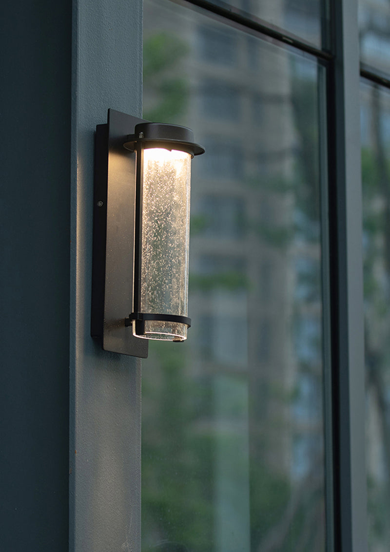 Ovafrost Wall Light